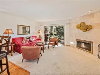 Photo #6: 1006527 Listing 