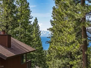 Photo #1: 1006547 Listing