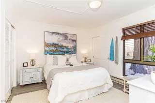 Photo #3: 1006565 Listing