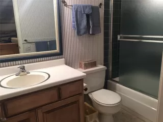 Photo #3: 1006567 Listing