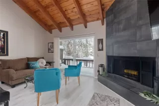 Photo #3: 1006578 Listing