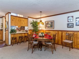 Photo #3: 1006586 Listing