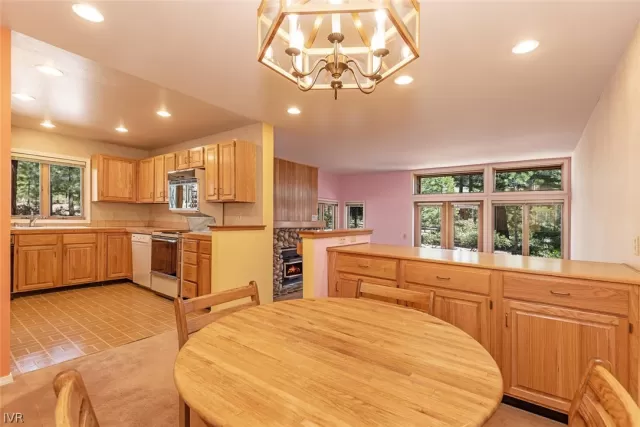 MLS: 1006592 Condo For Sale