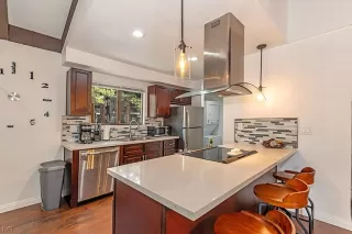 Photo #3: 1006607 Listing 