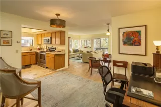 Photo #2: 1006665 Listing