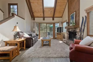 Photo #1: 1006687 Listing 