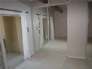 Photo #4: 1006688 Listing 