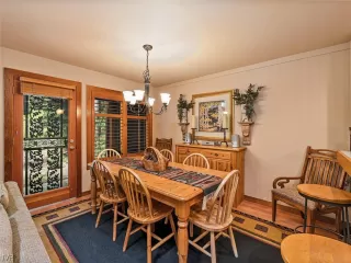 Photo #4: 1006753 Listing