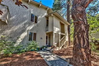 Photo #2: 1006787 Listing