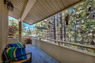 Photo #6: 1006787 Listing