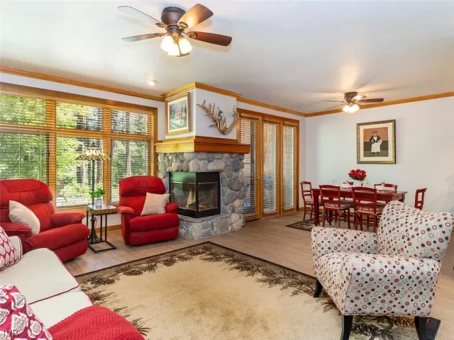 MLS: 1006809 Condo For Sale