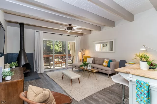 MLS: 1006844 Condo For Sale