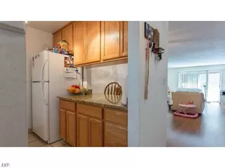 Photo #2: 1006849 Listing