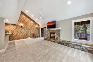 Photo #4: 1006913 Listing 
