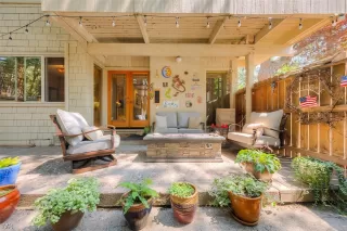 More Details about MLS # 1006974 : 840 SOUTHWOOD BOULEVARD 2