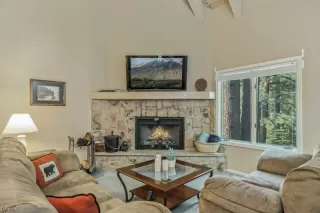 Photo #2: 1007990 Listing