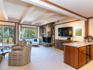 Photo #1: 1007997 Listing