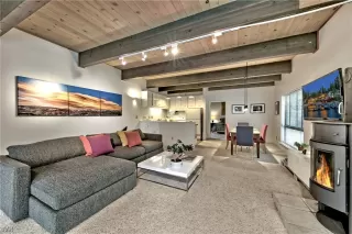 Photo #5: 1008057 Listing