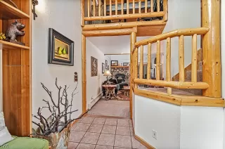 Photo #2: 1008070 Listing