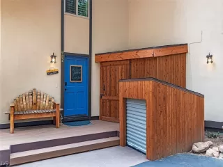 Photo #1: 1008073 Listing