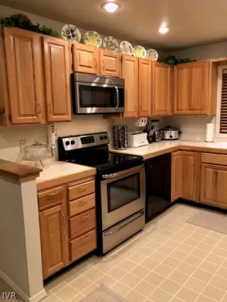 Photo #2: 1008135 Listing