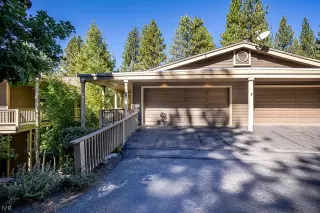 More Details about MLS # 1008137 : 312 SKI WAY 312