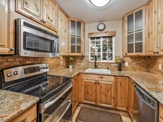 Photo #3: 1008140 Listing 