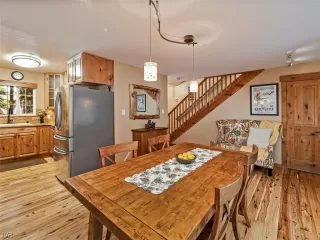 Photo #4: 1008140 Listing 
