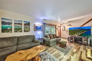 Photo #4: 1008146 Listing