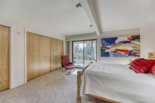 Photo #5: 1008228 Listing 