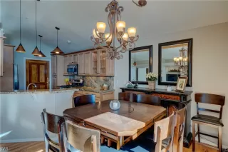 Photo #5: 1008237 Listing 