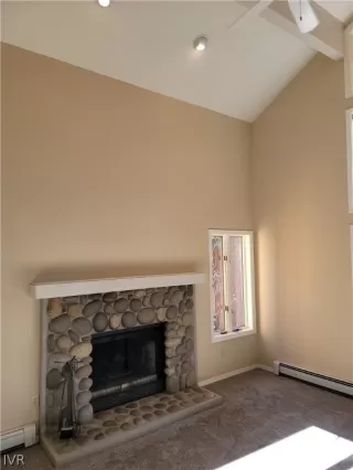 Photo #4: 1008255 Listing