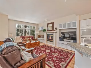 Photo #4: 1008267 Listing