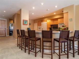 Photo #5: 1008274 Listing 