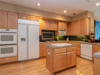 Photo #6: 1008274 Listing 