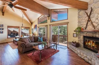 Photo #1: 1008279 Listing 