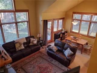 Photo #1: 1008288 Listing