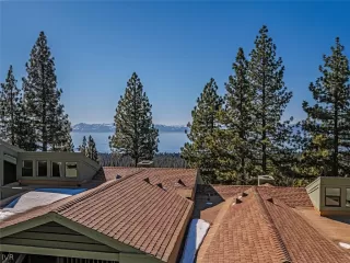 Photo #4: 1008332 Listing