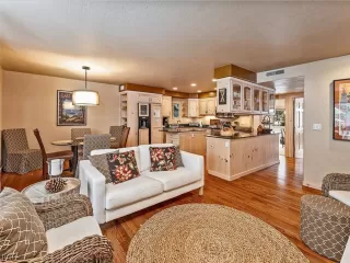 Photo #3: 1008345 Listing 