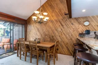 Photo #4: 1008367 Listing 