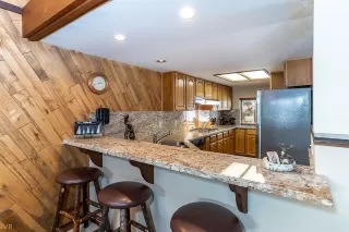 Photo #5: 1008367 Listing 