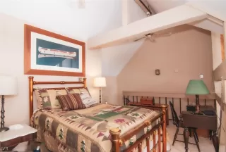 Photo #5: 1008394 Listing 