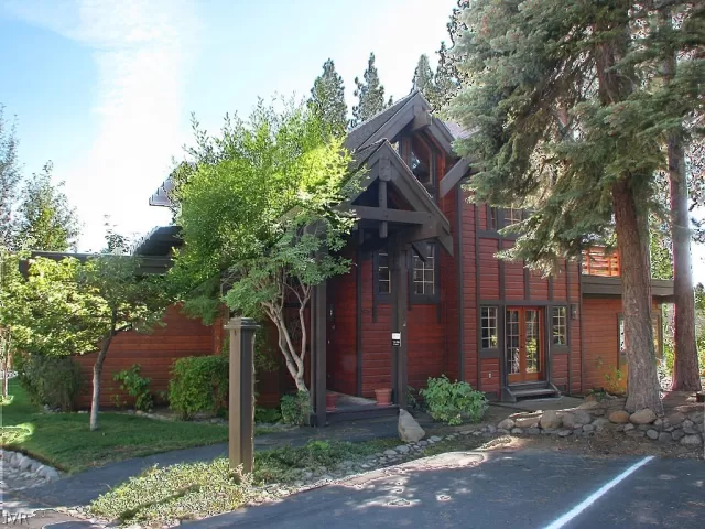 MLS: 1008398 Condo For Sale