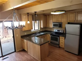 Photo #3: 1008405 Listing 