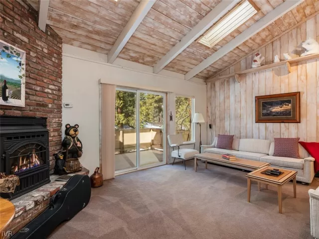 MLS: 1008419 Condo For Sale