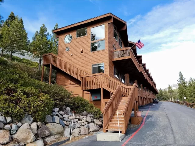 MLS: 1008428 Condo For Sale