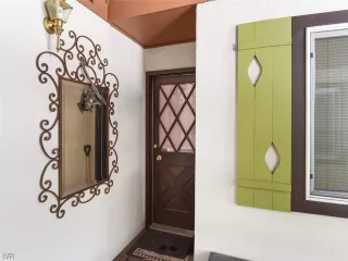 Photo #2: 1008436 Listing 