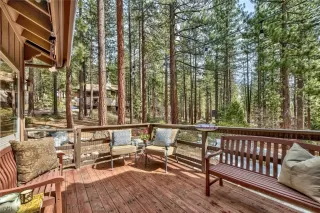 Photo #3: 1008451 Listing