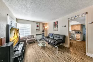Photo #4: 1008462 Listing 