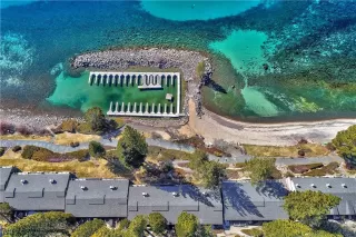 Photo #4: 1008481 Listing